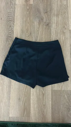 Abercrombie Skort thumbnail 3