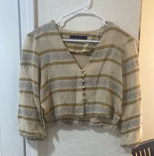 ZARA Top Crop thumbnail 1