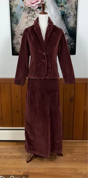 Fabulous Vintage 1970s Sears JR Bazaar Velvet Maxi Set! thumbnail 1