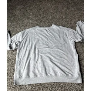 Feeling Festive Women's Gray "Sports Mom" Sweatshirt Size XL thumbnail 8