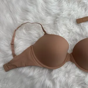 Skims Fits Everybody PushUp Demi Bra Clay Size 32DD thumbnail 5