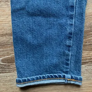Lou & Grey Light Wash Straight Jeans 26 thumbnail 3