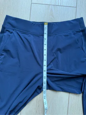 Athleta Brooklyn Ankle Pant in Navy Size 8 Casual Wrinkle Resistant Stretch thumbnail 11