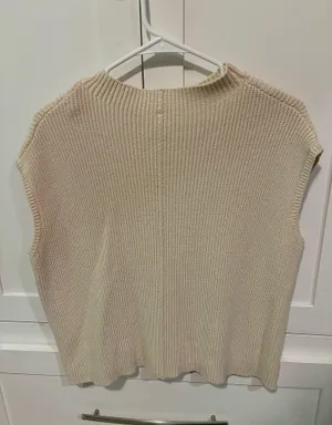 Amazon Mockneck Sweater Vest with Pocket Beige thumbnail 3