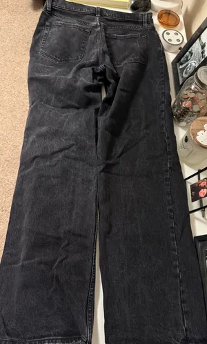 Abercrombie High-Rise 90s Jeans thumbnail 2
