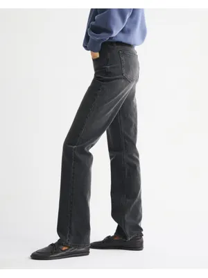 Abercrombie Mid Rise 90s Straight Jean thumbnail 2