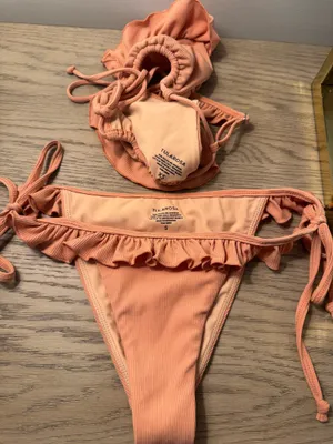 Tularosa Rose Bikini  thumbnail 3