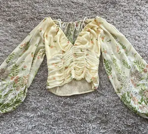 Blouse thumbnail 1