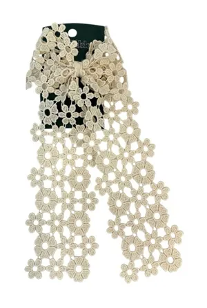 Boho Cream Lace Bow Hair Clip Floral Crochet Barrette Wild Fable NWT thumbnail 1