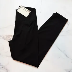 NWT Wilo The Label Leggings Black Size M thumbnail 1