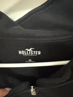 Hollister Half-Zip Pullover thumbnail 2