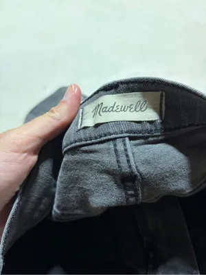 Madewell high-rise Washed Black Denim Cutoff Shorts 27 thumbnail 9