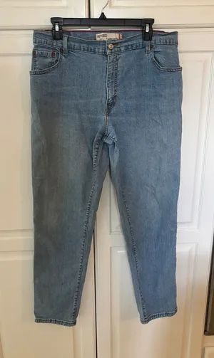 Levis 550 Relaxed Tapered Jeans Womens 16M Medium Wash High Rise Denim thumbnail 1