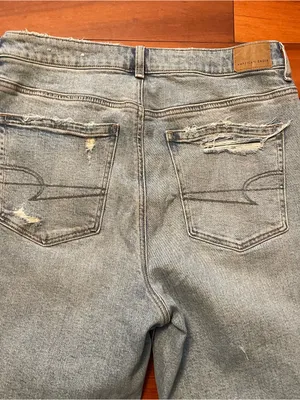 American Eagle Jeans Womens 12 Blue Denim Mom Straight Jean High Rise Distressed thumbnail 11