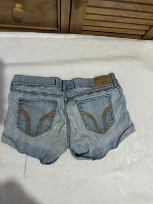 Hollister Shorts thumbnail 3