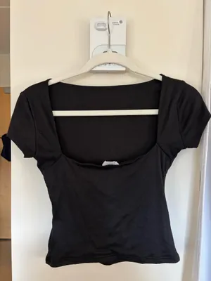 Open Back Short Sleeve Top Black thumbnail 2