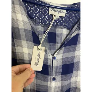 Wrangler Plaid Top Women Medium Blue NWT Crochet Lace Tie Front Sleeveless thumbnail 4