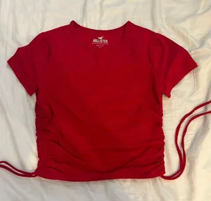 Hollister Side Cinch Baby Tee thumbnail 1