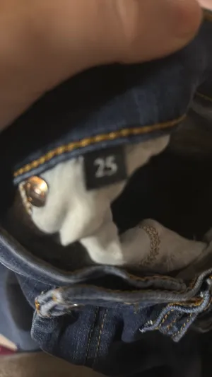 7 For All Mankind thumbnail 3