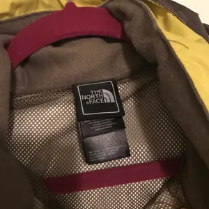 North Face lime green rain jacket thumbnail 3