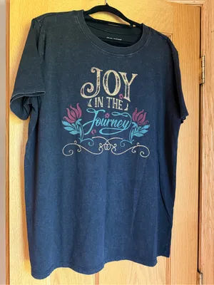 Maurices Joy In The Journey Graphic Tee T-Shirt Black Charcoal Oversized Medium thumbnail 1