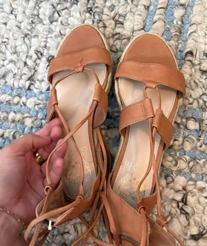 Sandals  thumbnail 1