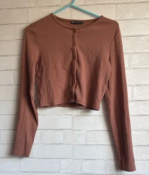 Zara Cropped Button Front Long Sleeve Ribbed Carmel Brown Orange Top thumbnail 1