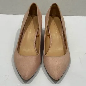Ann Taylor Pink Suede Pointed Toe Block Heels Snake Embossed Heel Size 6M‎ thumbnail 2