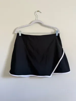 Abercrombie & Fitch YPB SculptLux Mini Skirt Size Large thumbnail 2