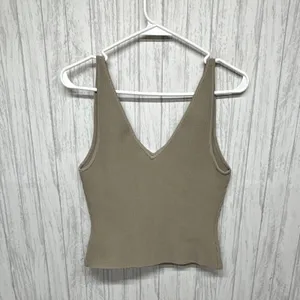 Womens Size L Babaton Beige Knit Ribbed V Neck Cropped Tank Wide Strap thumbnail 2