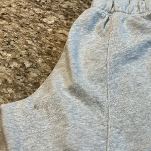 Aerie Womens S Short Gray Cargo Sweatpants Jogger Pants NWT Flaw thumbnail 12