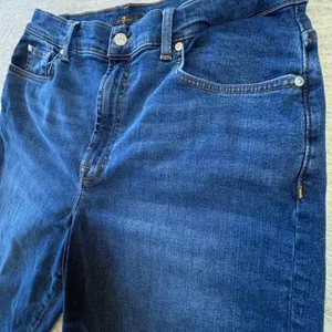 7 For All Mankind The Modern Straight‎ Jeans Women 31x25 Raw Hem Cropped (cut) thumbnail 2