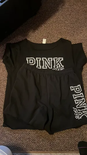Pink two-piece it thumbnail 2