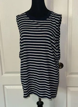 Lululemon Navy Blue Stripe Stretch Muscle Tank thumbnail 2