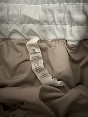 Lululemon Shorts 4"  thumbnail 4
