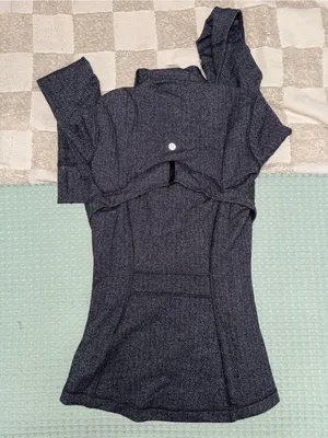 Lululemon Define Jacket
Heathered Herringbone Heathered Black Black size 6 thumbnail 5