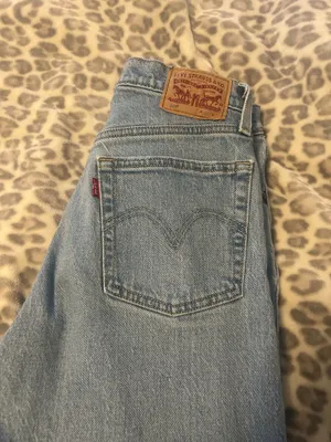 Levi’s 501 Jeans High-Rise thumbnail 3