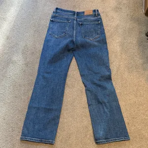 Woman’s BKE Billie Slim Fit Cropped Straight High Rise Stretch Jeans Size 27X28 thumbnail 6