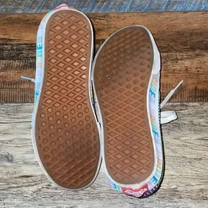 Vans SK8-Hi Pride Rainbow Shoes like new unisex thumbnail 8