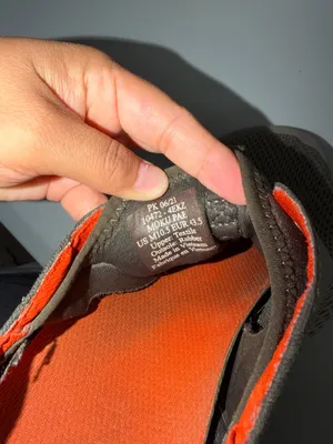 Olukai Sneakers Size 10.5 thumbnail 5