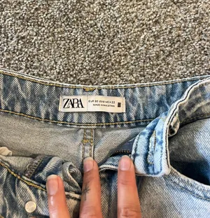 ZARA Denim Shorts thumbnail 3
