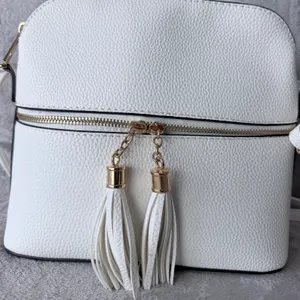 Crossbody Bag Women Medium White Tassel Zip Minimalist Pebble Grain Girly Casual thumbnail 3