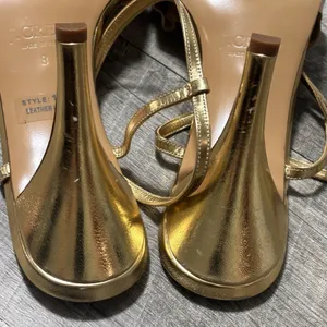J CREW‎ Y2K Wedding Ruffle Gold & Cream Slingbacks High Heels Shoes Women Sz 8 thumbnail 6