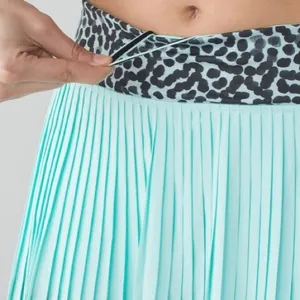 Lululemon Pleat To Street‎ II Teal Blue Spotted Skirt Size 2 thumbnail 5