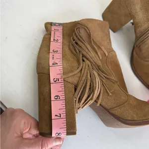 Via Spiga Niurka Dark Natural Suede Fringe Bock Heel Booties Size 9.5 M thumbnail 12