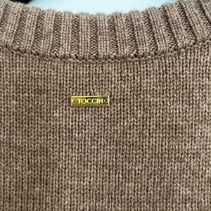Toccin Short Sleeve Sweater Brown thumbnail 7