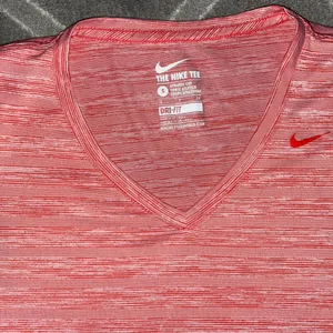 Nike Tee Shirt Top thumbnail 2