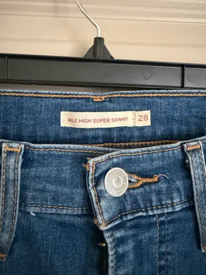 Levi’s High-Rise Super Skinny Jeans thumbnail 3