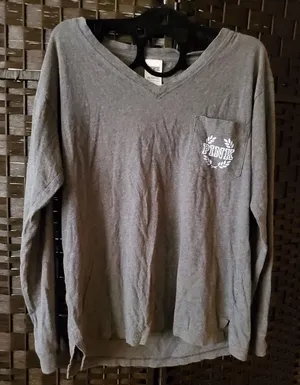 Victoria Secret Pink V Neck T - Shirt thumbnail 1
