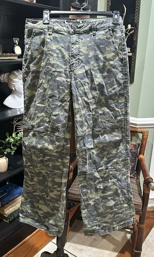 Playboy Bunny Camo Rhinestone Jeans – Juniors Size 9 thumbnail 1